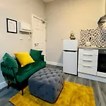 Private Luxurious City Studio-Daily,Weekly,Monthly