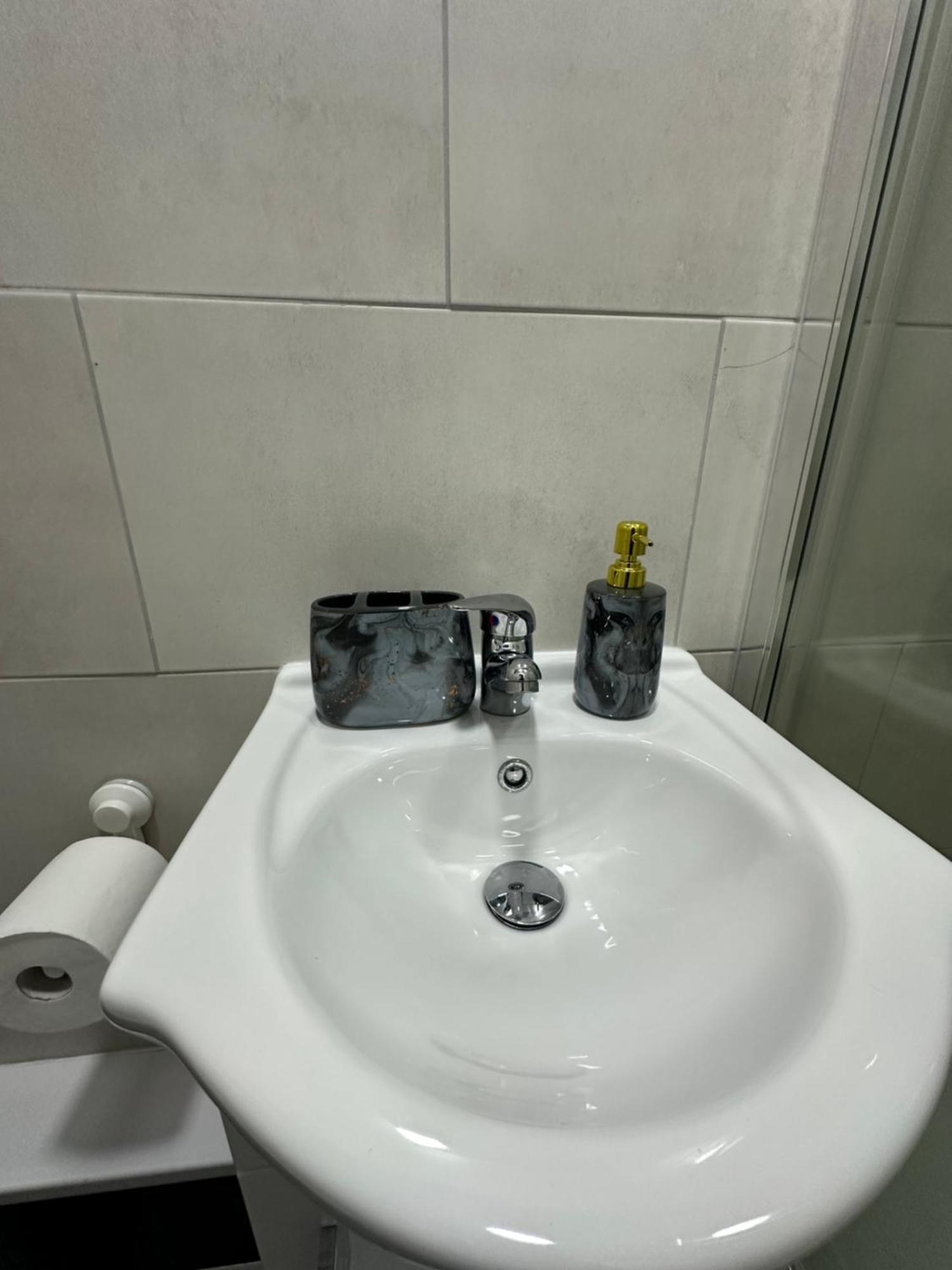 Private Luxurious Studio-daily,weekly,monthly *