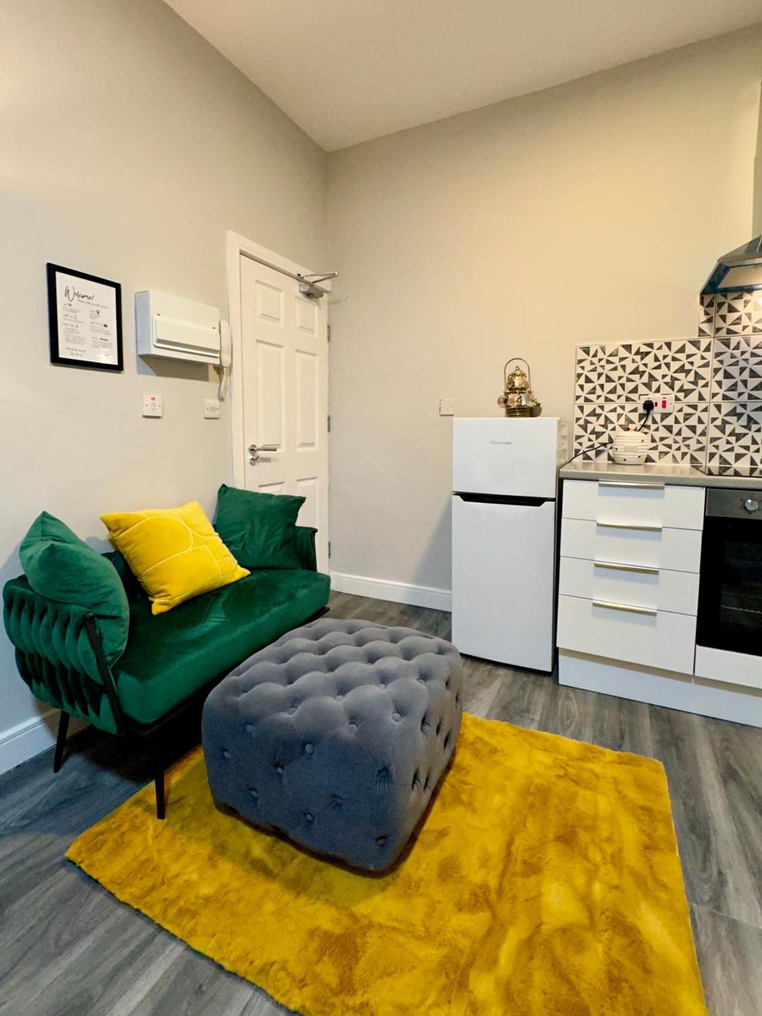 Private Luxurious Studio-daily,weekly,monthly * Birmingham