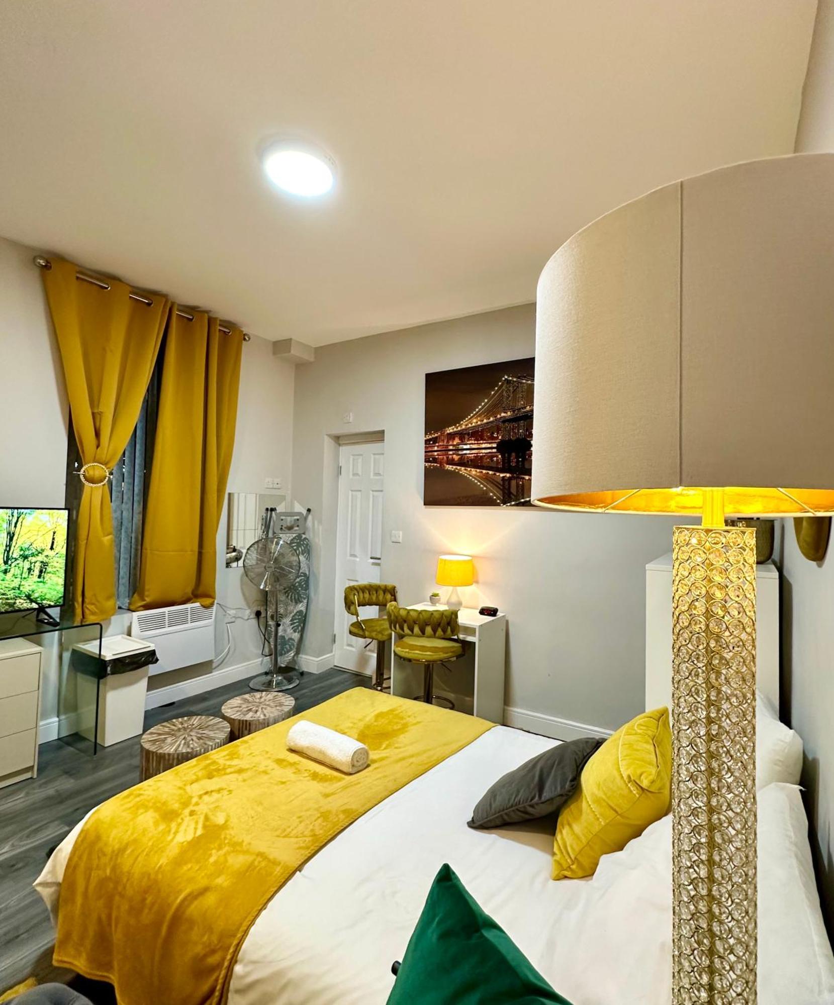 Apartment Private Luxurious Studio-daily,weekly,monthly *
